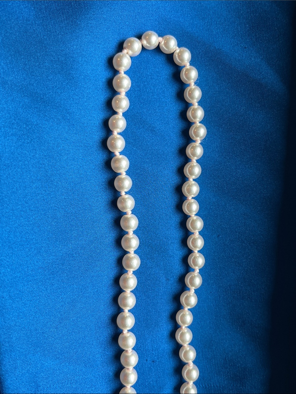 Classic Light Pink Pearl Strand Necklace - Elegant Women's Jewelry